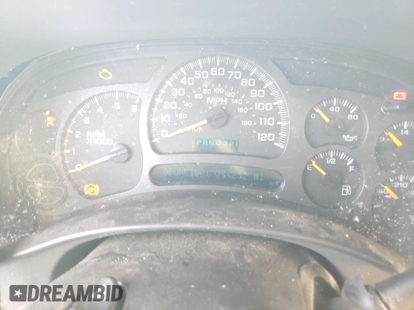 2005 Chevrolet Suburban Z71 with VIN 3GNFK16Z35G195828, listed as a Copart auction lot 88249925 with 254,252 mi miles and Salvage Title. Bid and sale history available at carsss.com. Image 9.