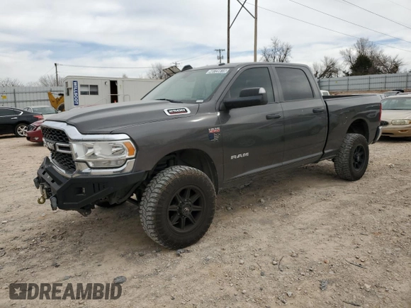 2020 Ram 2500 Tradesman with VIN 3C6UR5CJXLG192141, listed as a Copart auction lot 48728615 with 142,411 mi miles and Clean Title. Bid and sale history available at carsss.com. Image 1.