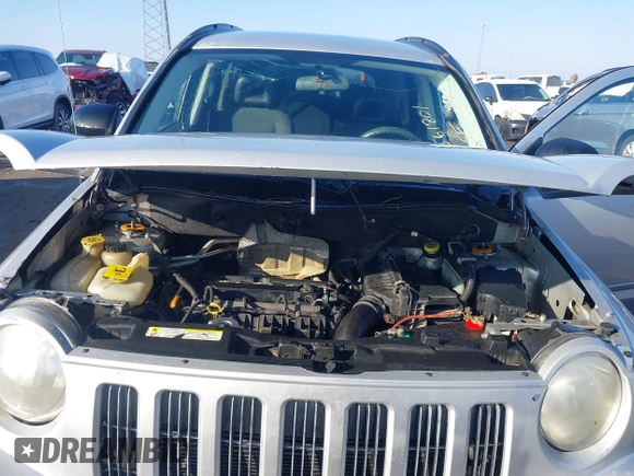 2008 Jeep Compass Sport with VIN 1J8FT47098D665734, listed as a IAAI auction lot 41561801 with 169,446 mi miles. Bid and sale history available at carsss.com. Image 10.