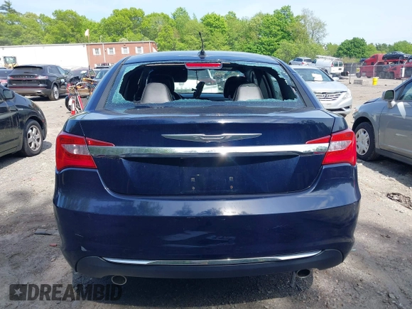 2014 Chrysler 200 Limited z VIN 1C3CCBCG2EN192433, wystawiony jako IAAI lot #42211314 z przebiegiem 158 668 mil mil oraz . Historia ofert i sprzedaży dostępna na DreamBid. Obrazek 17.