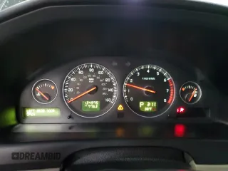 2006 Volvo S60 2.5L Turbo with VIN YV1RS592362511406, listed as a Copart auction lot 71749014 with 134,975 mi miles and Salvage Title. Bid and sale history available at carsss.com. Image 9.