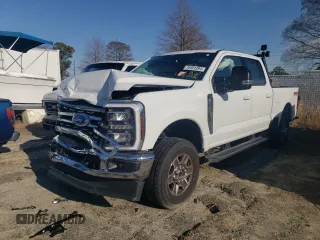2024 Ford F-250 XL z VIN 1FT7W2BN5REE10746, wystawiony jako Copart lot #78401294 z przebiegiem Nie podano mil oraz Szkoda całkowita • Salvage title. Historia ofert i sprzedaży dostępna na DreamBid. Obrazek 1.