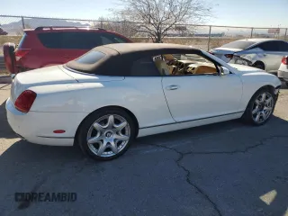 2008 Bentley Continental GT z VIN SCBDR33W58C054660, wystawiony jako Copart lot #42634355 z przebiegiem 39 068 mil mil oraz Szkoda całkowita • Salvage title. Historia ofert i sprzedaży dostępna na DreamBid. Obrazek 3.