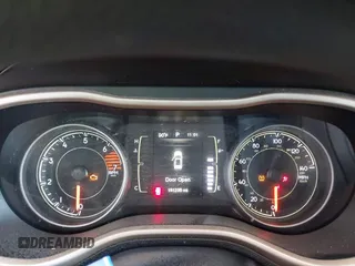 2016 Jeep Cherokee Sport z VIN 1C4PJLAB8GW137952, wystawiony jako IAAI lot #41974888 z przebiegiem 151 235 mil mil oraz . Historia ofert i sprzedaży dostępna na DreamBid. Obrazek 7.