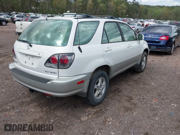 2003 Lexus RX 300 with VIN JTJHF10U630297190, listed as a IAAI auction lot 41903666 with 246,714 mi miles. Bid and sale history available at carsss.com. Image 4.