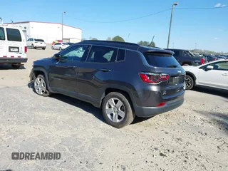2022 Jeep Compass Latitude with VIN 3C4NJCBB0NT138781, listed as a IAAI auction lot 41897474 with 44,955 mi miles and . Bid and sale history available at carsss.com. Image 3.