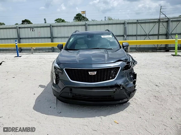 2020 Cadillac XT4 FWD Sport with VIN 1GYFZER49LF054184, listed as a Copart auction lot 50274585 with 28,341 mi miles and Salvage Title. Bid and sale history available at carsss.com. Image 11.