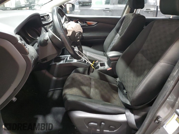2017 Nissan Rogue SV with VIN JN1BJ1CR1HW132881, listed as a Copart auction lot 45115905 with 61,524 mi miles and Salvage title. Bid and sale history available at DreamBid. Image 7.