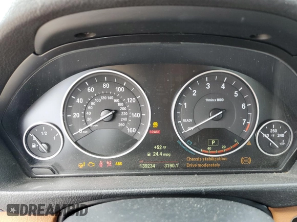 2015 BMW 4 Series 428i xDrive z VIN WBA3N9C55FK246501, wystawiony jako Copart lot #50233985 z przebiegiem 139 234 mil mil oraz Czysty tytuł • Clean title. Historia ofert i sprzedaży dostępna na DreamBid. Obrazek 9.
