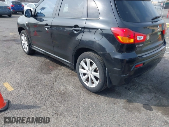 2012 Mitsubishi Outlander Sport SE with VIN JA4AP4AU6CZ000667, listed as a IAAI auction lot 41473935 with 195,414 mi miles. Bid and sale history available at carsss.com. Image 3.