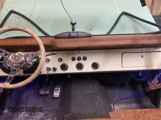 1970 Ford Bronco z VIN U15GLJ18429, wystawiony jako Copart lot #89351135 z przebiegiem 2 935 mil mil oraz Szkoda całkowita • Salvage title. Historia ofert i sprzedaży dostępna na DreamBid. Obrazek 12.