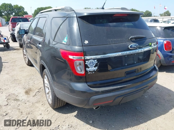 2013 Ford Explorer XLT z VIN 1FM5K7D80DGB40342, wystawiony jako IAAI lot #42299538 z przebiegiem 115 057 mil mil oraz . Historia ofert i sprzedaży dostępna na DreamBid. Obrazek 3.