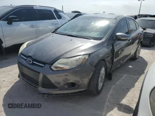 2013 Ford Focus SE with VIN 1FADP3F22DL323774, listed as a Copart auction lot 76548764 with Not Provided miles and Salvage Title. Bid and sale history available at carsss.com. Image 1.
