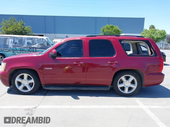 2007 Chevrolet Tahoe LS with VIN 1GNFC13J27R176900, listed as a IAAI auction lot 42115996 with Not provided miles and . Bid and sale history available at DreamBid. Image 14.