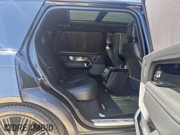 2020 Land Rover Range Rover with VIN SALGS5SE3LA592385, listed as a IAAI auction lot 42169724 with 136,782 mi miles and . Bid and sale history available at DreamBid. Image 8.
