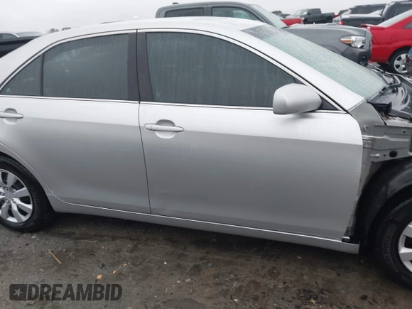 2009 Toyota Camry with VIN 4T1BE46KX9U364292, listed as a IAAI auction lot 41560258 with 197,875 mi miles and . Bid and sale history available at carsss.com. Image 14.