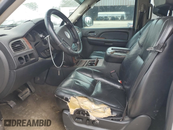 2007 Chevrolet Tahoe LTZ with VIN 1GNFC13077R339175, listed as a Copart auction lot 58924925 with Not provided miles and Salvage title. Bid and sale history available at DreamBid. Image 7.