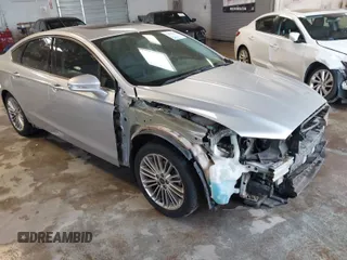 2015 Ford Fusion SE z VIN 3FA6P0HD8FR244488, wystawiony jako IAAI lot #41445146 z przebiegiem 72 608 mil mil oraz . Historia ofert i sprzedaży dostępna na DreamBid. Obrazek 1.
