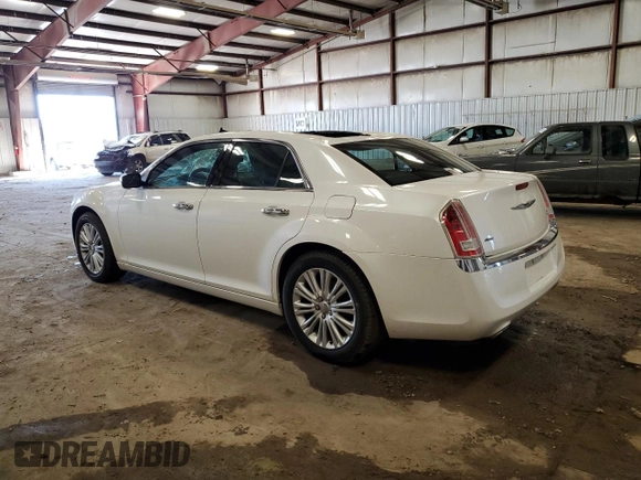 2011 Chrysler 300 C z VIN 2C3CK6CT7BH559984, wystawiony jako Copart lot #56332715 z przebiegiem Nie podano mil oraz Czysty tytuł • Clean title. Historia ofert i sprzedaży dostępna na DreamBid. Obrazek 2.