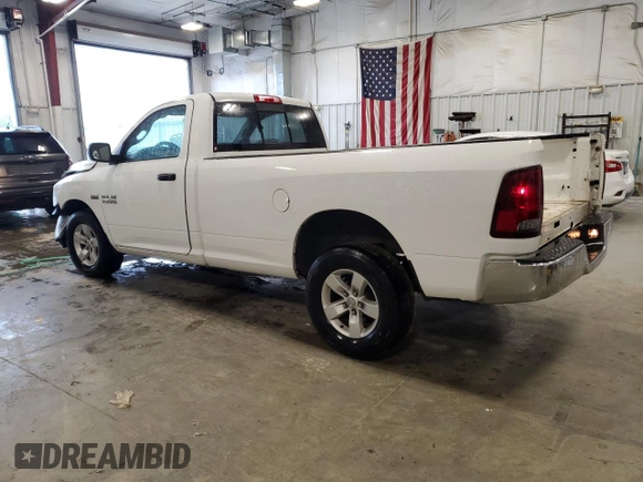 2018 Ram 1500 Tradesman z VIN 3C6JR6DT3JG181018, wystawiony jako Copart lot #57767115 z przebiegiem 146 687 mil mil oraz Nie do naprawy • Non repairable. Historia ofert i sprzedaży dostępna na DreamBid. Obrazek 2.