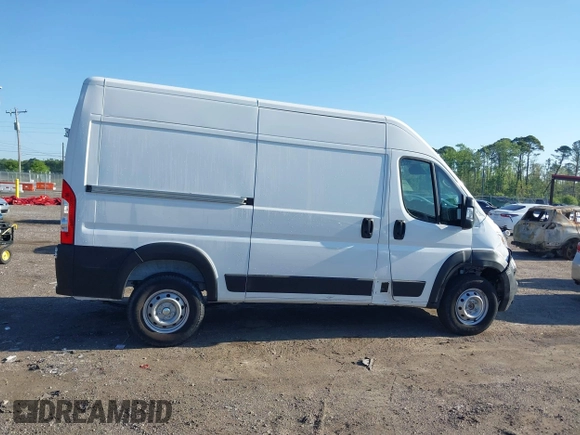 2024 Ram ProMaster Cargo Tradesman with VIN 3C6LRVBG7RE124935, listed as a IAAI auction lot 41999049 with 1,441 mi miles and . Bid and sale history available at DreamBid. Image 13.
