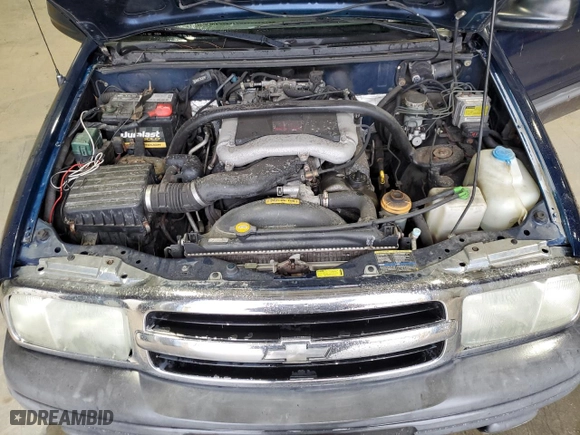 2004 Chevrolet Tracker with VIN 2CNBJ134246915161, listed as a Copart auction lot 50178425 with NaN miles and Salvage Title. Bid and sale history available at carsss.com. Image 12.