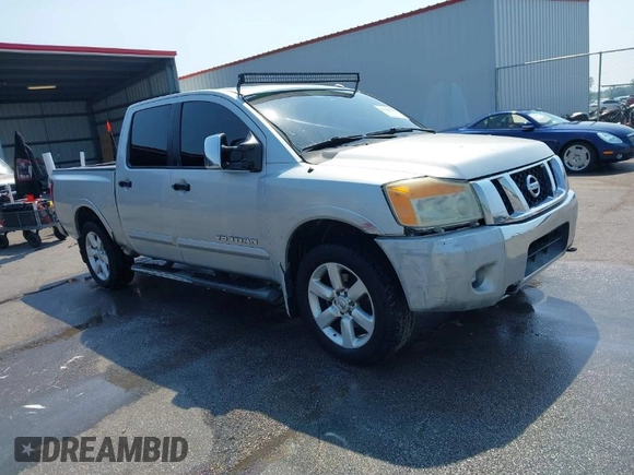 2010 Nissan Titan SE with VIN 1N6BA0ED3AN324773, listed as a IAAI auction lot 41982313 with 270,002 mi miles. Bid and sale history available at carsss.com. Image 1.