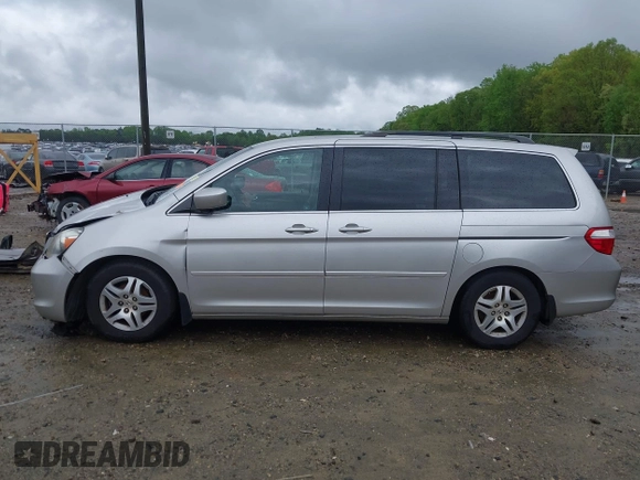2007 Honda Odyssey EX with VIN 5FNRL38457B120170, listed as a IAAI auction lot 41960440 with 280,153 mi miles and . Bid and sale history available at DreamBid. Image 15.