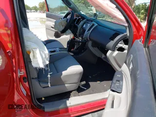 2014 Toyota Tacoma PreRunner with VIN 5TFJU4GN0EX053443, listed as a IAAI auction lot 41986798 with 172,988 mi miles. Bid and sale history available at carsss.com. Image 5.