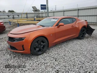 2022 Chevrolet Camaro 1LT z VIN 1G1FB1RX5N0132388, wystawiony jako Copart lot #45311145 z przebiegiem 20 604 mil mil oraz Szkoda całkowita • Salvage title. Historia ofert i sprzedaży dostępna na DreamBid. Obrazek 1.