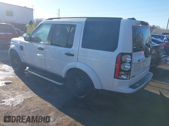 2016 Land Rover LR4 HSE with VIN SALAG2V68GA800308, listed as a IAAI auction lot 41307574 with 97,370 mi miles and . Bid and sale history available at DreamBid. Image 3.