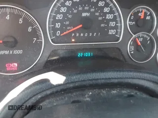 2006 GMC Envoy SLT with VIN 1GKDS13S062234137, listed as a IAAI auction lot 41561864 with 221,031 mi miles. Bid and sale history available at carsss.com. Image 7.