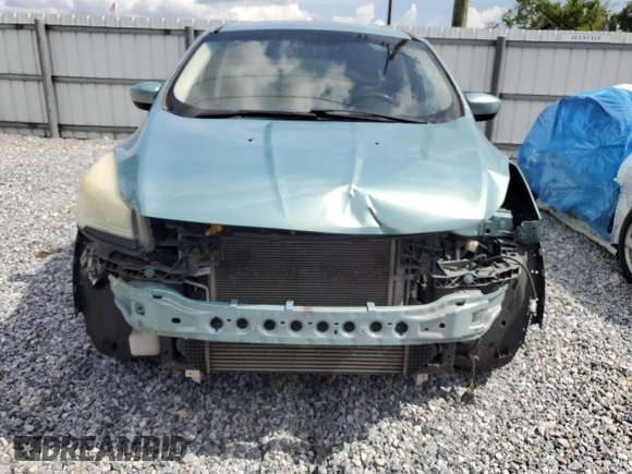 2013 Ford Escape SE with VIN 1FMCU0GX7DUC41956, listed as a Copart auction lot 61627235 with 117,600 mi miles and Salvage title. Bid and sale history available at DreamBid. Image 5.