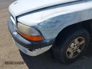 2001 Dodge Dakota с VIN 1B7GL22X91S188051, выставлен на аукционе IAAI как лот 40048902 с пробегом 304 305 миль миль и . История ставок и продаж доступна на DreamBid. Изображение 17.