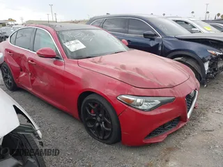 2019 Alfa Romeo Giulia z VIN ZARFAMAN8K7621009, wystawiony jako IAAI lot #42131302 z przebiegiem 71 102 mil mil oraz . Historia ofert i sprzedaży dostępna na DreamBid. Obrazek 1.