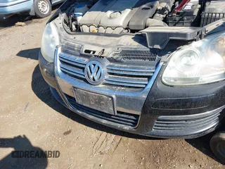 2005 Volkswagen Jetta 2.5L with VIN 3VWRF71K25M602057, listed as a IAAI auction lot 42688586 with 79,769 mi miles and . Bid and sale history available at DreamBid. Image 6.