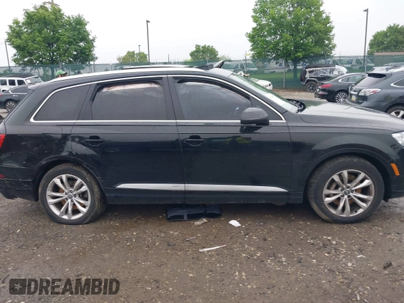 2017 Audi Q7 Premium Plus with VIN WA1LAAF78HD033413, listed as a IAAI auction lot 42188781 with Not provided miles and . Bid and sale history available at DreamBid. Image 13.