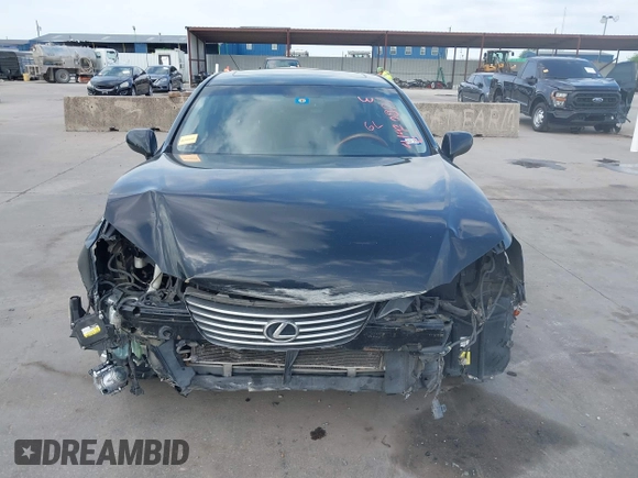 2008 Lexus ES 350 with VIN JTHBJ46G482260613, listed as a IAAI auction lot 41920821 with 216,707 mi miles. Bid and sale history available at carsss.com. Image 13.