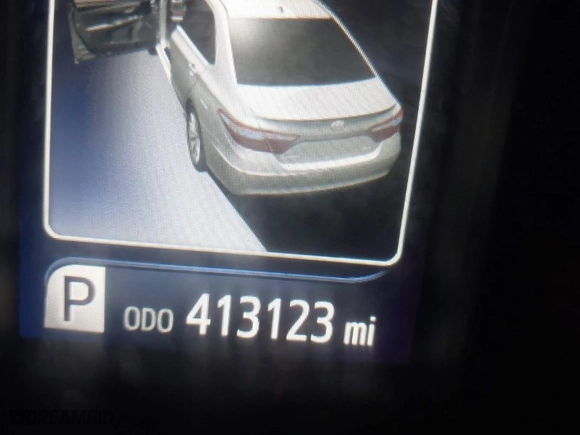 2015 Toyota Camry Hybrid LE with VIN 4T1BD1FK4FU154705, listed as a IAAI auction lot 41598493 with 413,123 mi miles. Bid and sale history available at carsss.com. Image 16.