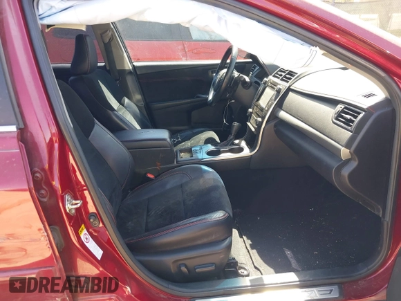 2016 Toyota Camry XSE with VIN 4T1BK1FK6GU572898, listed as a IAAI auction lot 41765470 with 157,650 mi miles. Bid and sale history available at carsss.com. Image 5.
