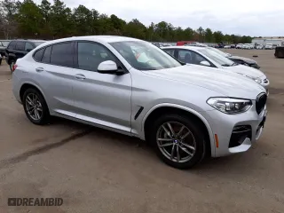 2021 BMW X4 xDrive30i with VIN 5UX2V1C06M9F10870, listed as a Copart auction lot 37548973 with 13,840 mi miles. Bid and sale history available at carsss.com. Image 4.