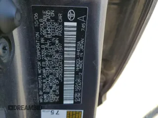 2007 Toyota Prius z VIN JTDKB20U473211597, wystawiony jako Copart lot #58437915 z przebiegiem 252 737 mil mil oraz Szkoda całkowita • Salvage title. Historia ofert i sprzedaży dostępna na DreamBid. Obrazek 12.