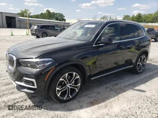 2023 BMW X5 xDrive40i with VIN 5UXCR6C05P9P17158, listed as a Copart auction lot 51681103 with 8,334 mi miles. Bid and sale history available at carsss.com. Image 1.