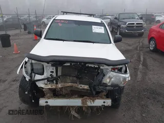 2011 Toyota Tacoma with VIN 5TFUU4EN8BX019682, listed as a IAAI auction lot 41187802 with 114,491 mi miles. Bid and sale history available at carsss.com. Image 12.