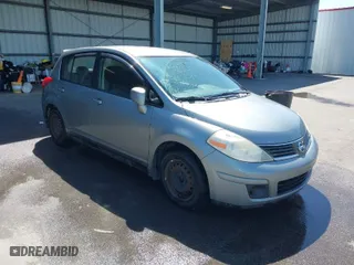 2008 Nissan Versa 1.8 S with VIN 3N1BC13E88L387251, listed as a IAAI auction lot 41851577 with 275,098 mi miles. Bid and sale history available at carsss.com. Image 1.