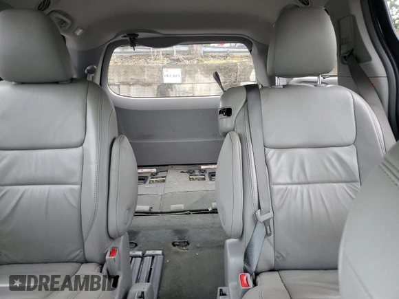2015 Toyota Sienna XLE with VIN 5TDYK3DC4FS659692, listed as a Copart auction lot 57248355 with 121,644 mi miles and Salvage title. Bid and sale history available at DreamBid. Image 10.