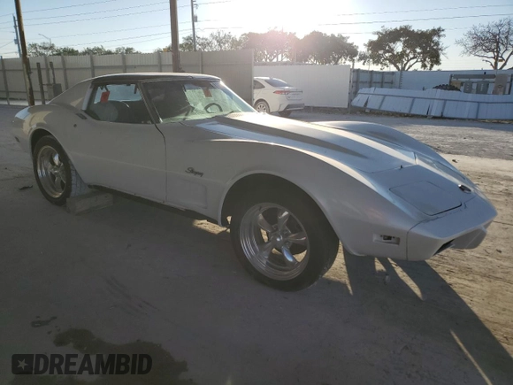 1976 Chevrolet Corvette with VIN 1Z37L6S446477, listed as a Copart auction lot 81751514 with 1,992 mi miles and Clean title. Bid and sale history available at DreamBid. Image 4.