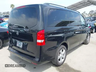 2016 Mercedes-Benz Metris Passenger z VIN WD4PG2EEXG3132028, wystawiony jako IAAI lot #42286567 z przebiegiem 191 063 mil mil oraz . Historia ofert i sprzedaży dostępna na DreamBid. Obrazek 4.