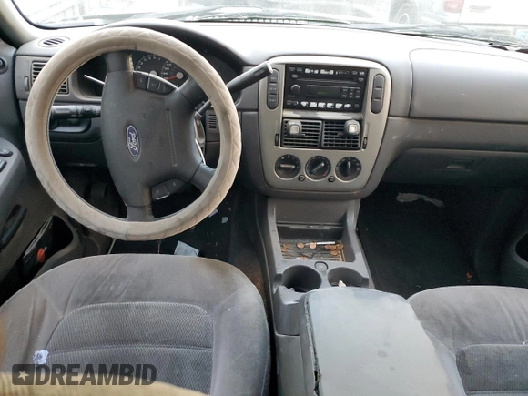 2005 Ford Explorer XLT z VIN 1FMZU63W75UA99961, wystawiony jako Copart lot #72291444 z przebiegiem 196 465 mil mil oraz Nie do naprawy • Non repairable. Historia ofert i sprzedaży dostępna na DreamBid. Obrazek 8.