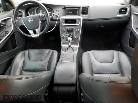 2015 Volvo V60 with VIN YV1612SB5F1186312, listed as a Copart auction lot 58552405 with 77,610 mi miles and Salvage title. Bid and sale history available at DreamBid. Image 8.